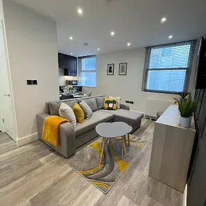 https://clock-tower-retreat-central-seaside-and-shops.brighton-hotels-england.com