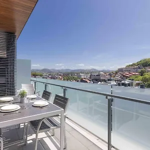 https://the-rentals-collection-issar.sansebastianhotels.net